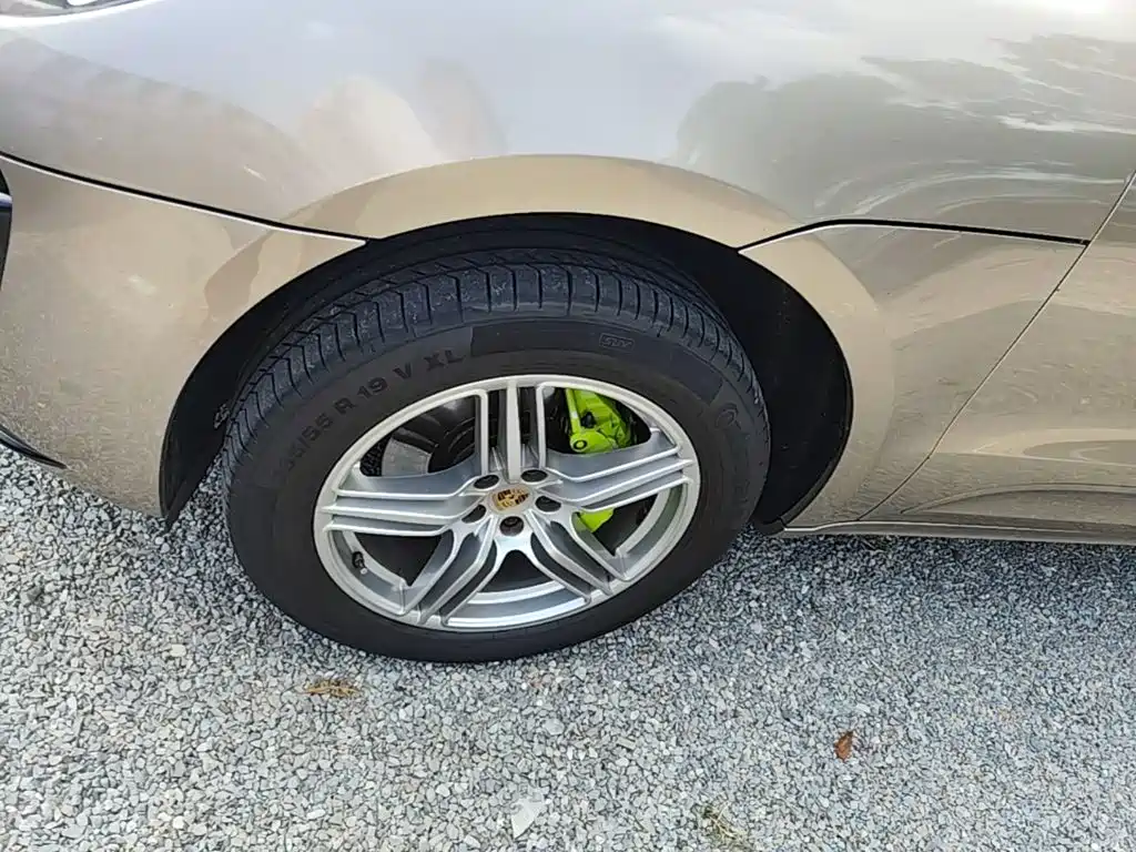Porsche Macan — миниатюра 23