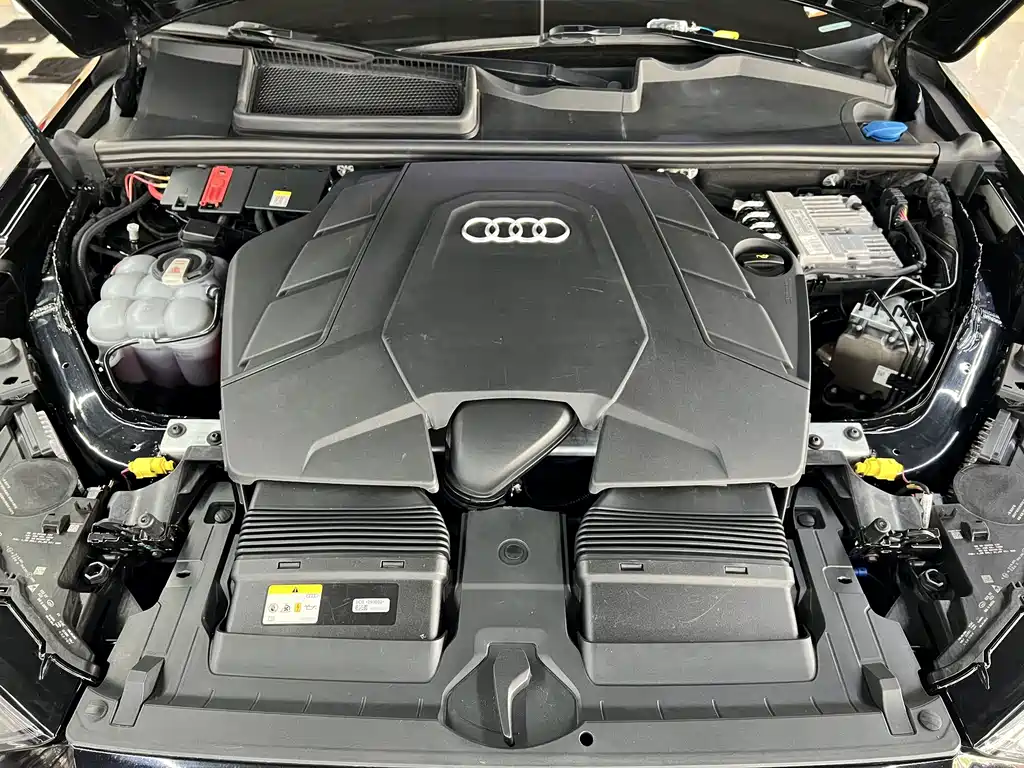 Audi Q7 — миниатюра 14