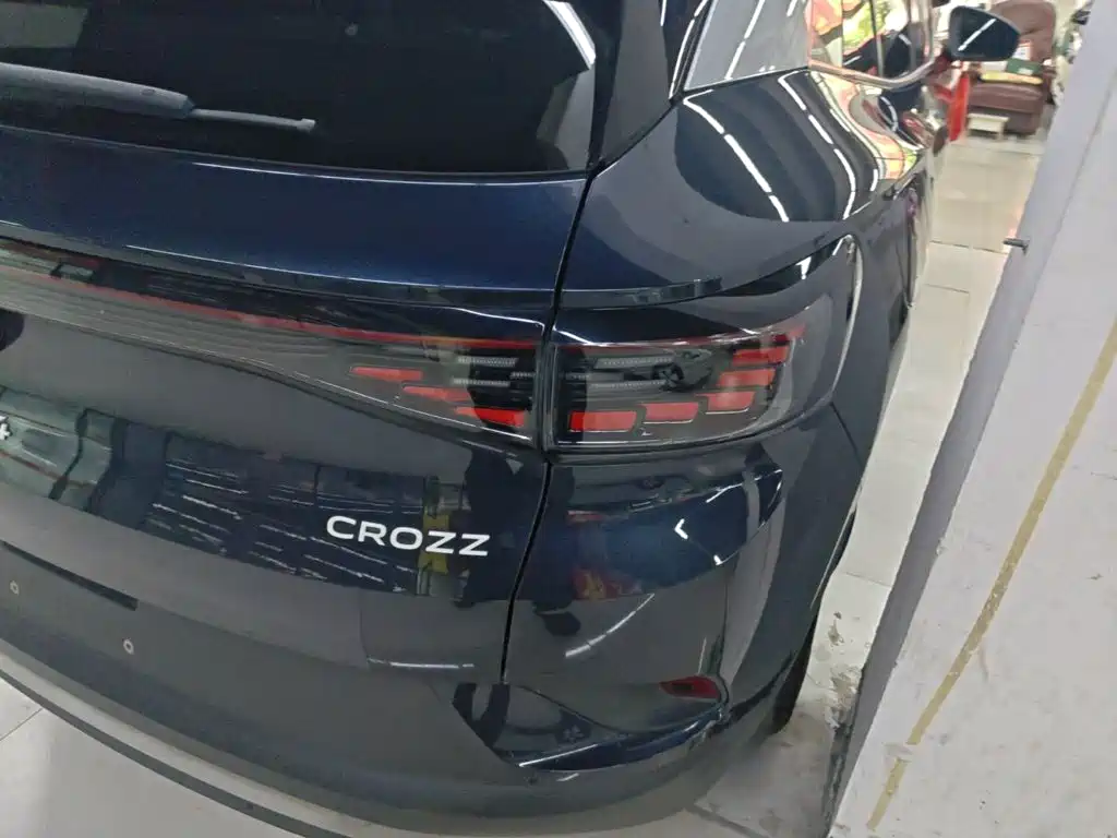 Volkswagen ID.4 Crozz — миниатюра 8