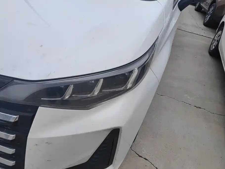 GAC Motor Trumpchi M6 — миниатюра 5
