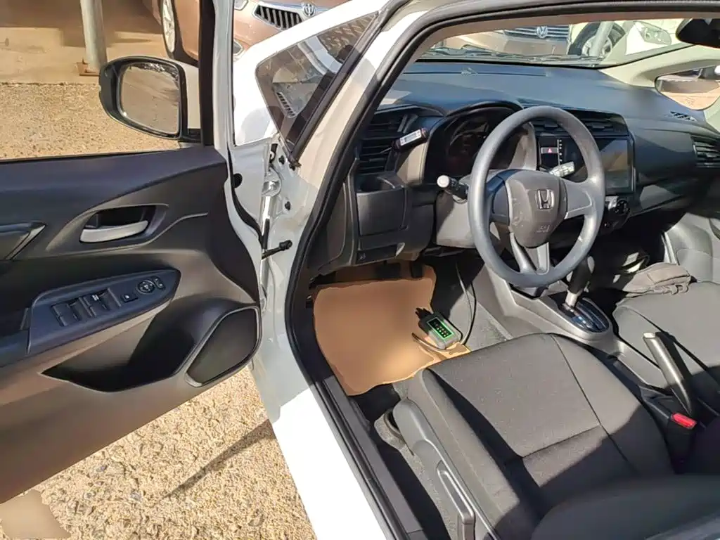 Honda Fit — миниатюра 16