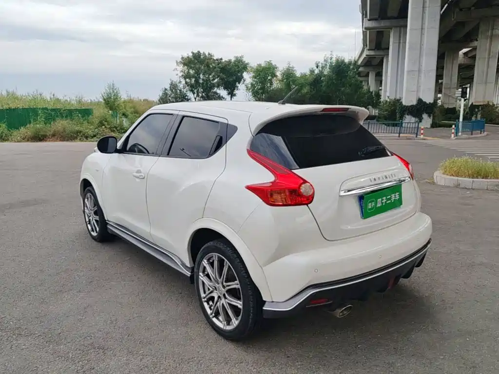 Infiniti ESQ — миниатюра 5