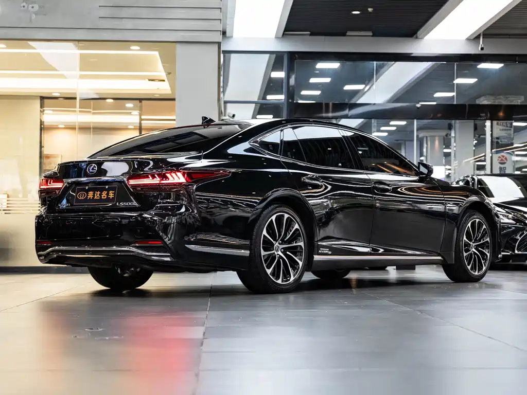 Lexus LS 2021 500h Executive