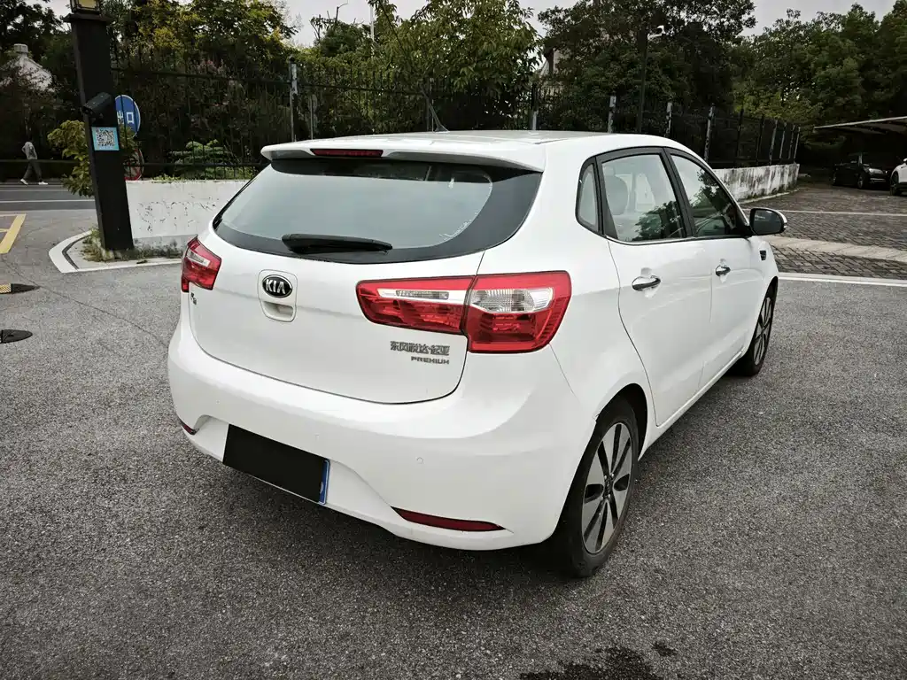 Kia K2 — миниатюра 5