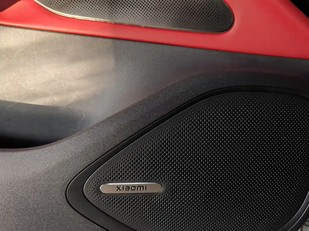 XIAOMI CAR XIAOMI SU7