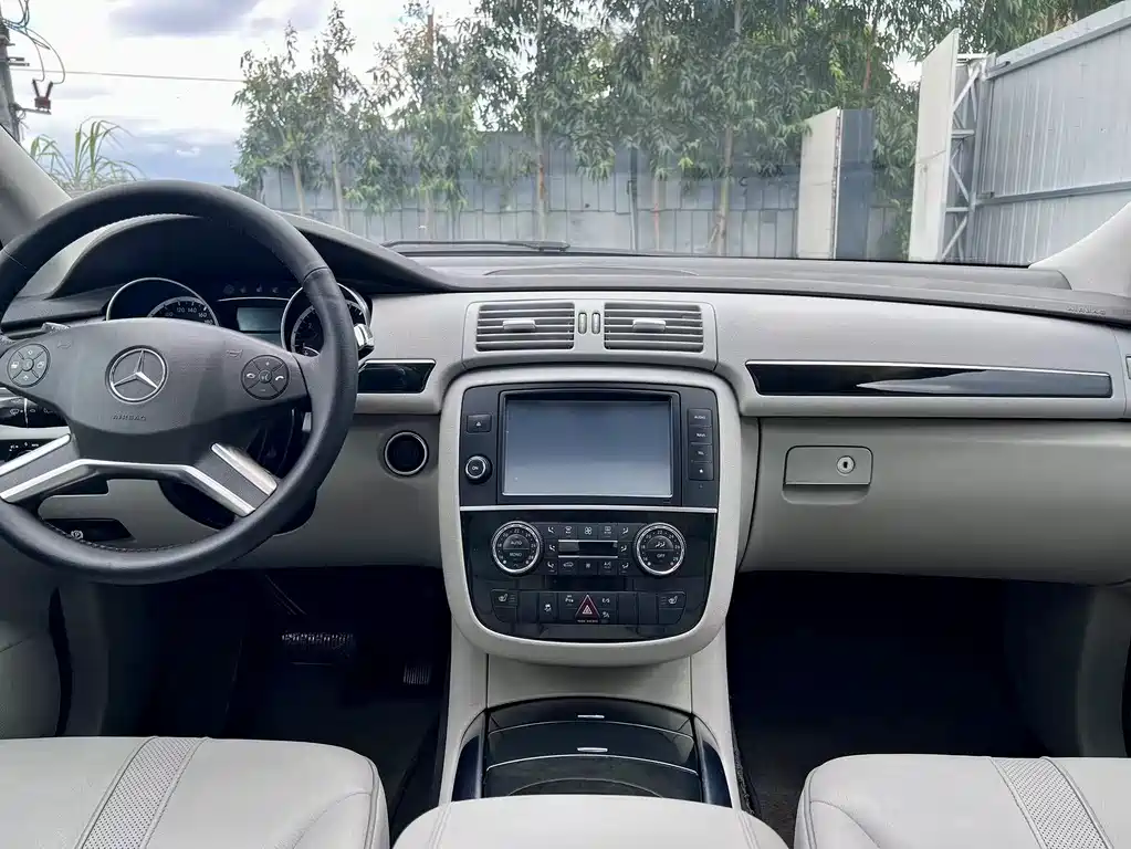 Mercedes-Benz R-Class — миниатюра 11