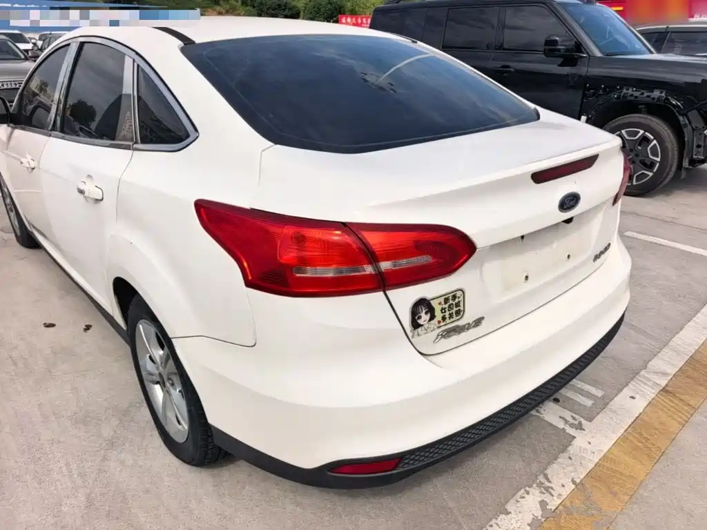Ford Focus — миниатюра 5