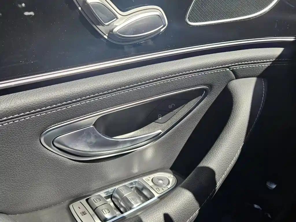 Mercedes-Benz AMG GT — миниатюра 9
