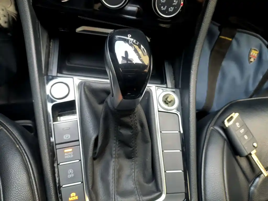 Volkswagen Sagitar — миниатюра 14