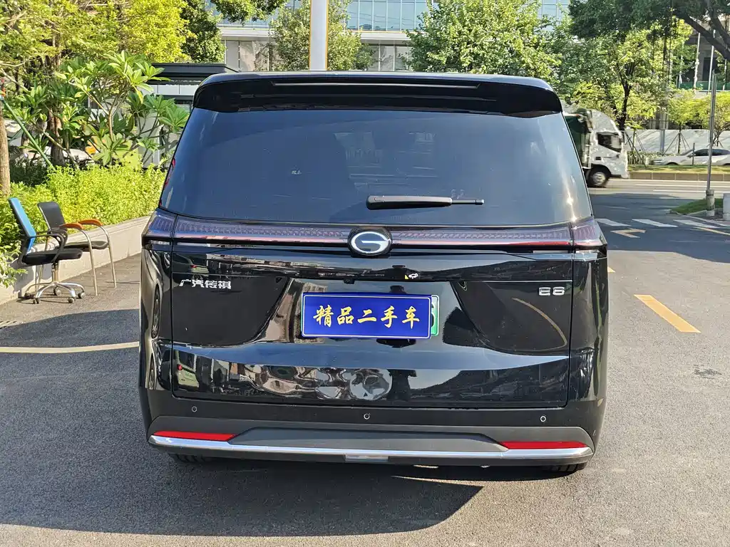GAC Motor Trumpchi E8 PHEV — миниатюра 6