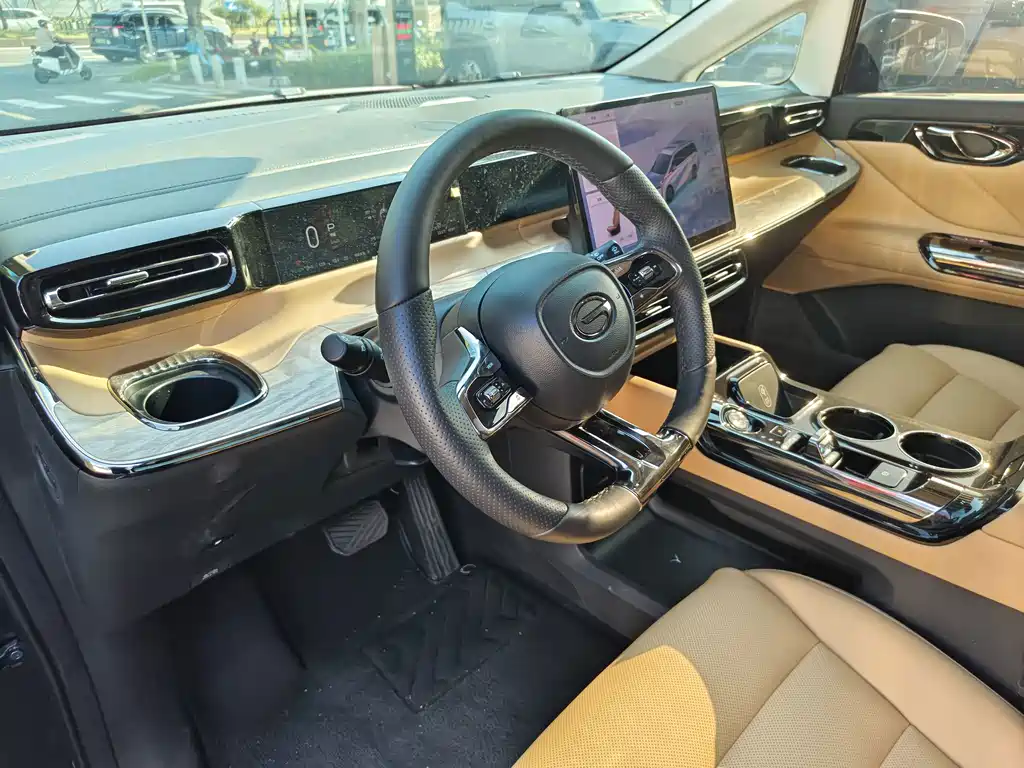 GAC Motor Trumpchi E8 PHEV — миниатюра 9