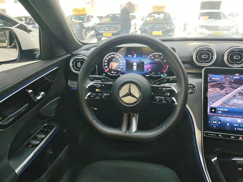 Mercedes-Benz C-Class - фото 11