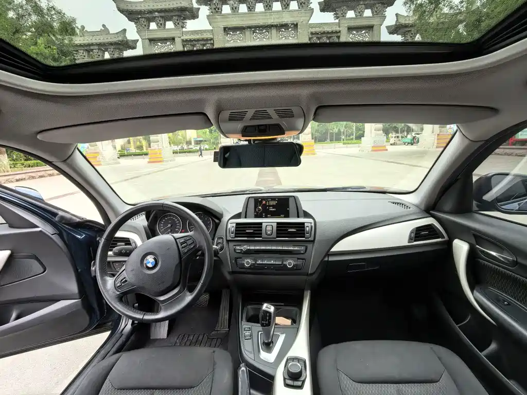 BMW 1 Series (Import) — миниатюра 5