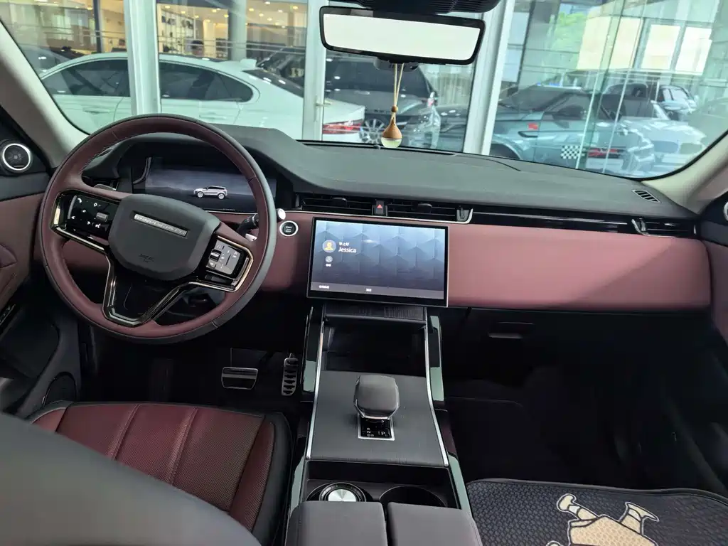 Land Rover Evoque — миниатюра 13