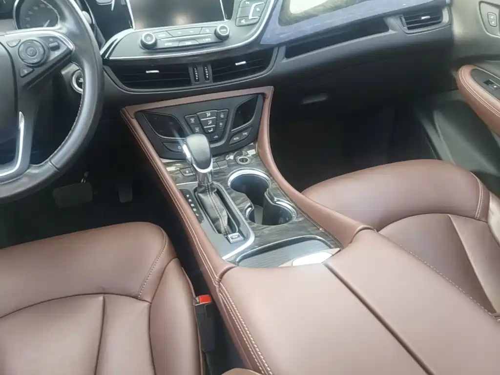 Buick Envision Plus — миниатюра 14