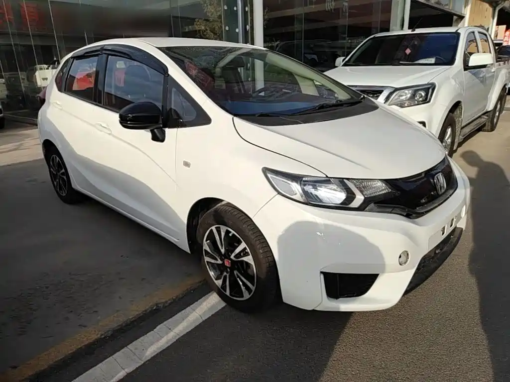 Honda Fit — миниатюра 4
