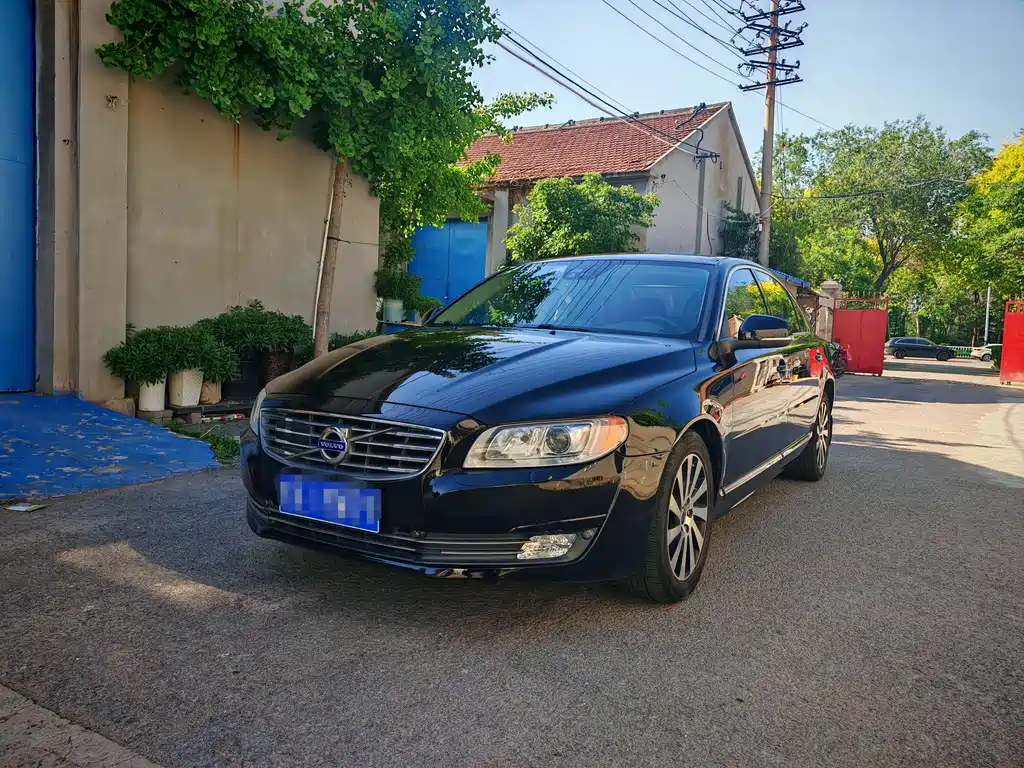 Volvo S80L 2015