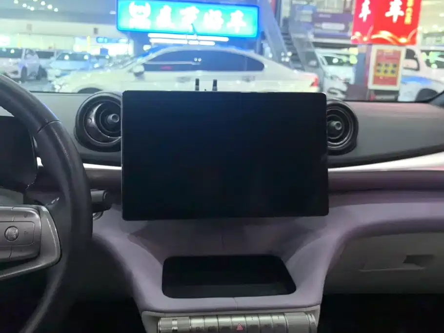 BYD Dolphin — миниатюра 13