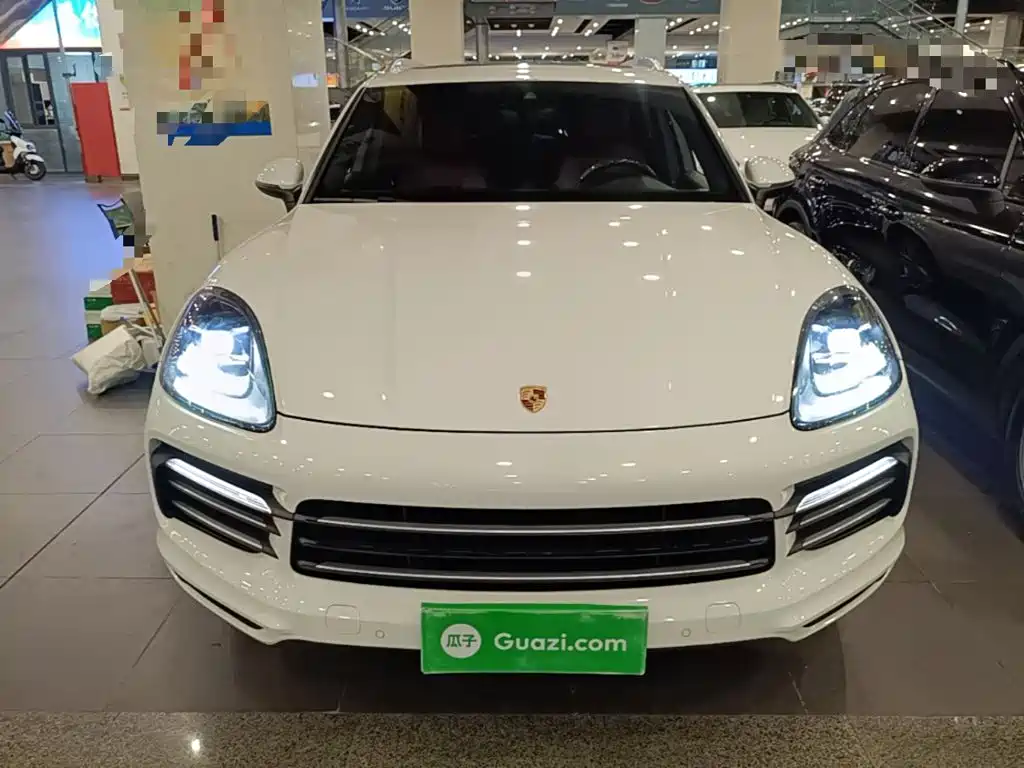 Porsche Cayenne — миниатюра 3