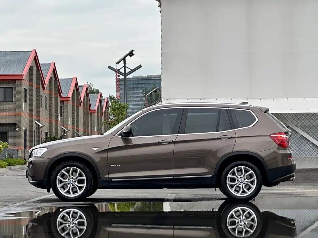 BMW X3 (Import) — миниатюра 5
