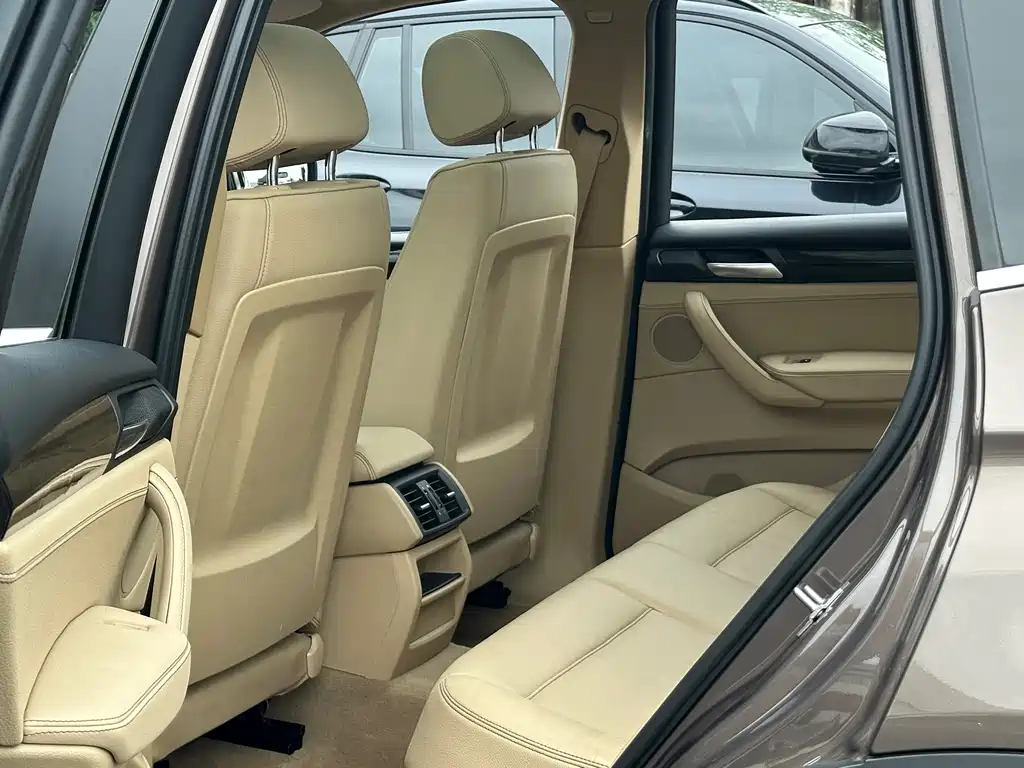 BMW X3 (Import) — миниатюра 17