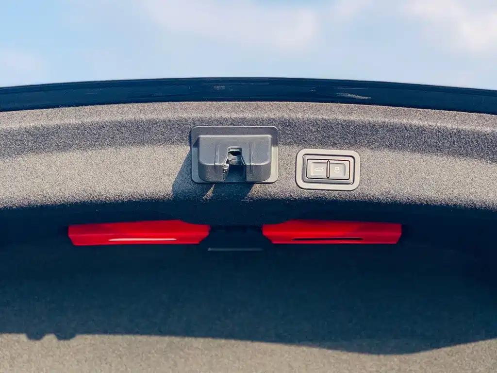 Audi A6L — миниатюра 13