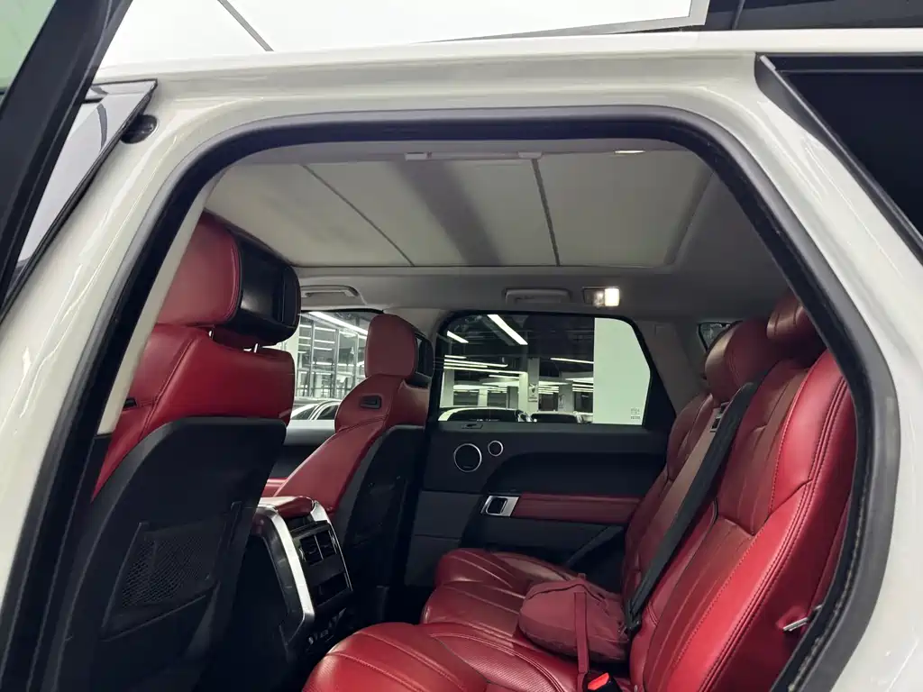 Land Rover Sport — миниатюра 8