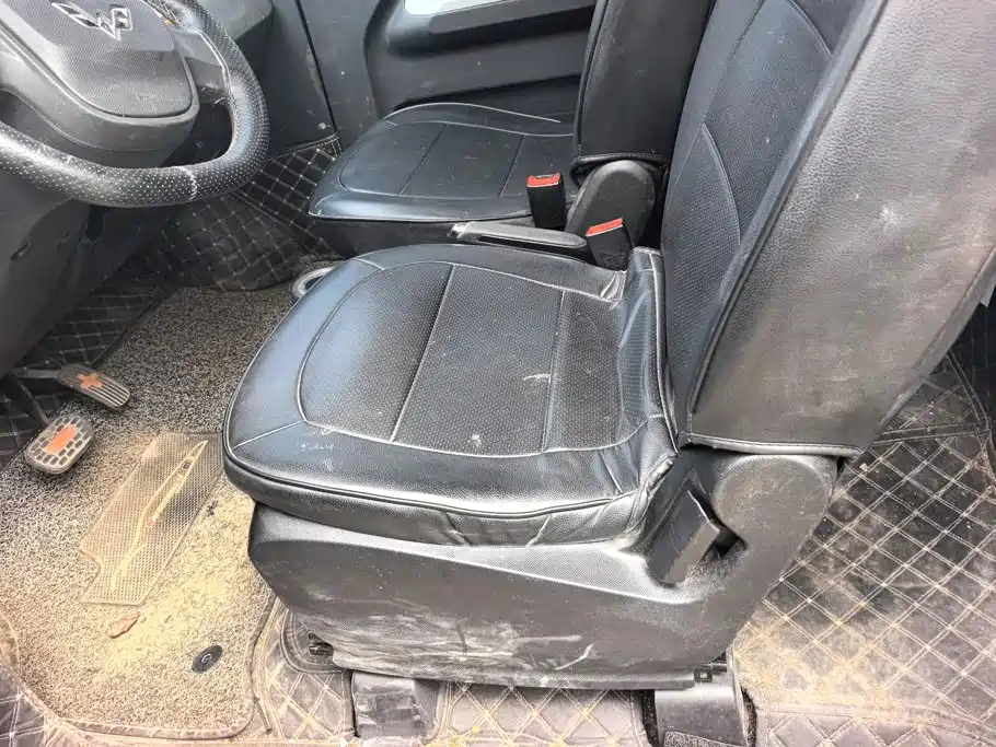 Wuling MINIEV — миниатюра 9