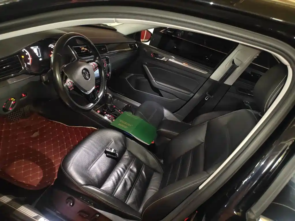 Volkswagen Passat — миниатюра 8