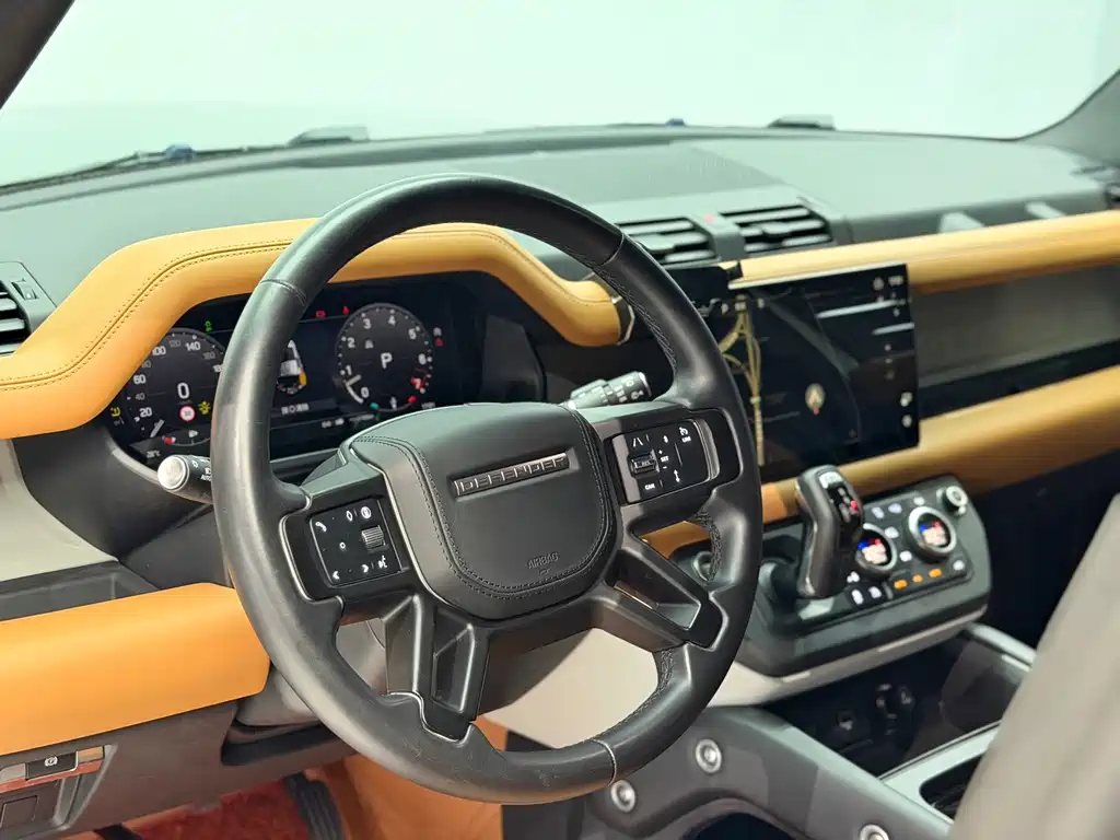 Land Rover Defender — миниатюра 15