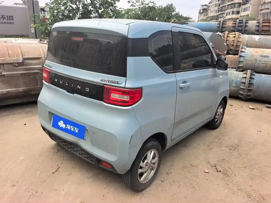 Wuling MINIEV — миниатюра 3