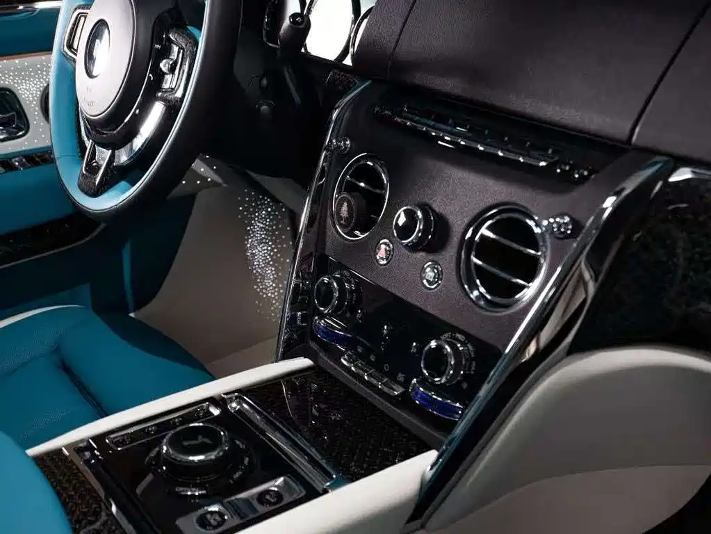 Rolls-Royce Cullinan 5-seat Edition, фото 19
