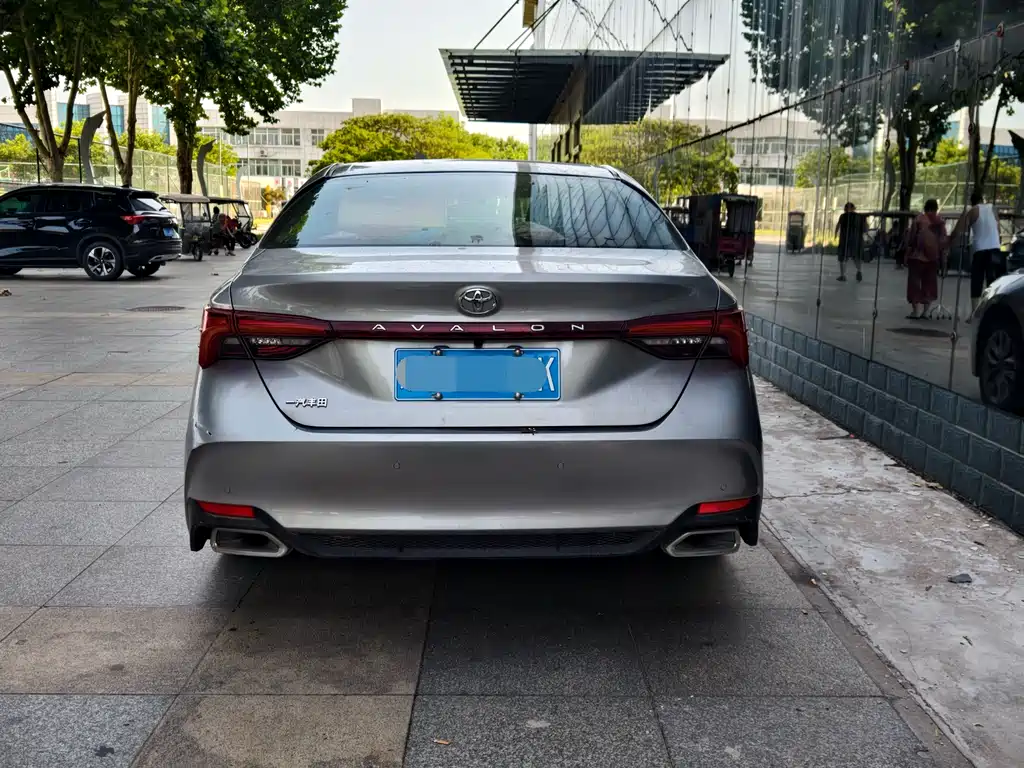 Toyota Avalon 2019 2.0L VI