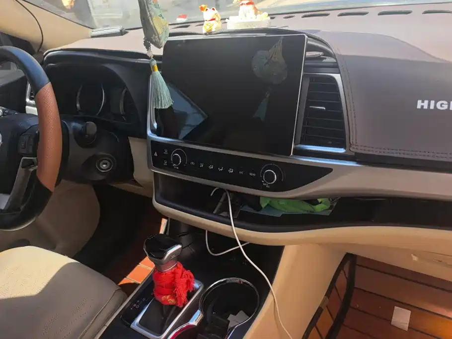 Toyota Highlander — миниатюра 13