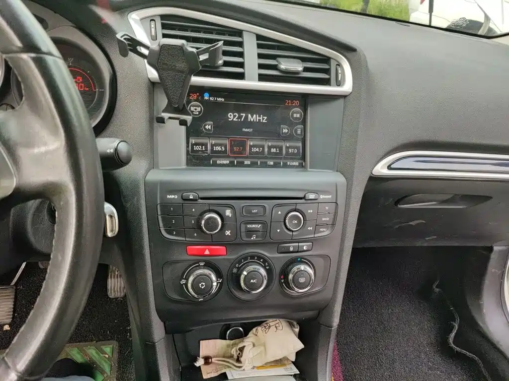 Citroen C4L — миниатюра 14