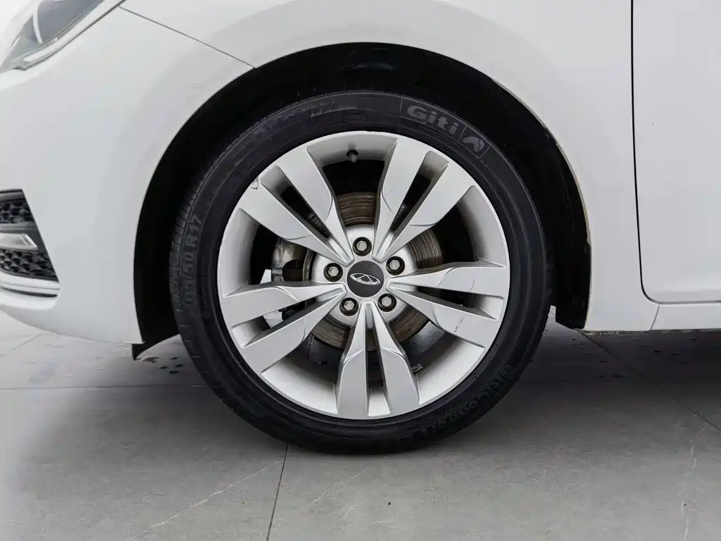 Chery Arrizo 5 — миниатюра 17