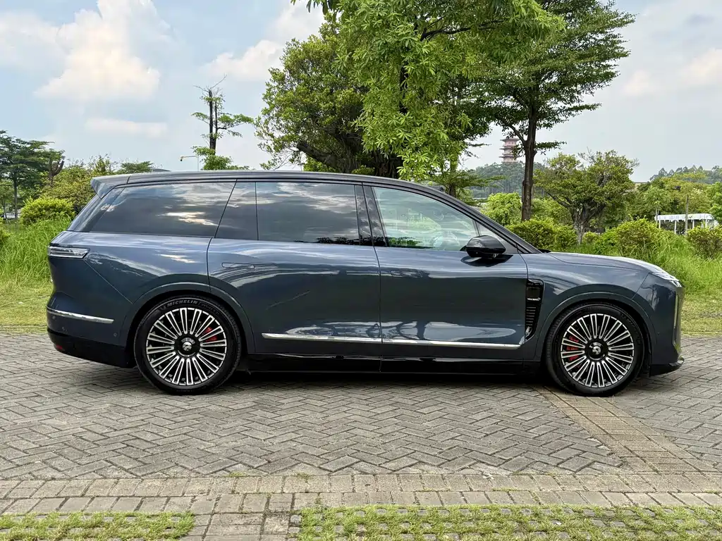 NIO ES8 — миниатюра 18