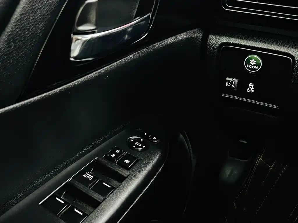Honda Accord — миниатюра 8