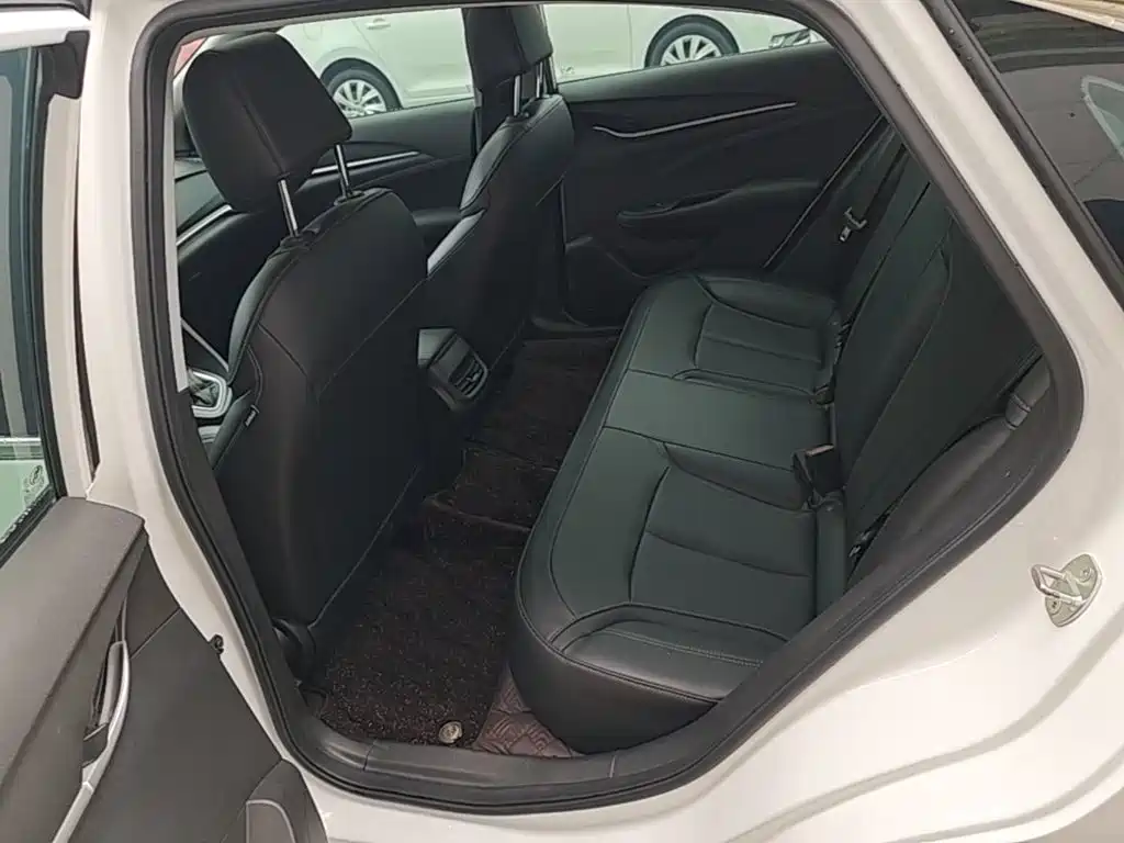Buick Excelle — миниатюра 17