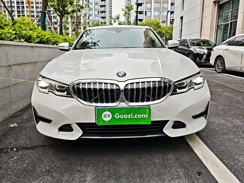 BMW 3 Series — миниатюра 3