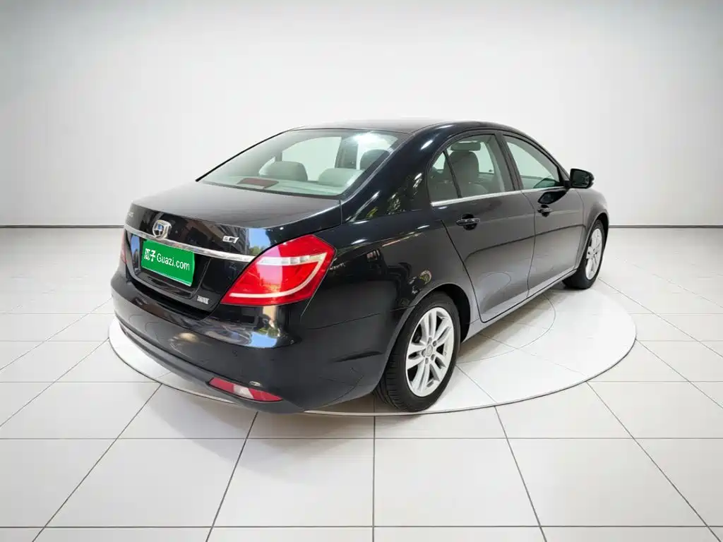 Geely Emgrand — миниатюра 6