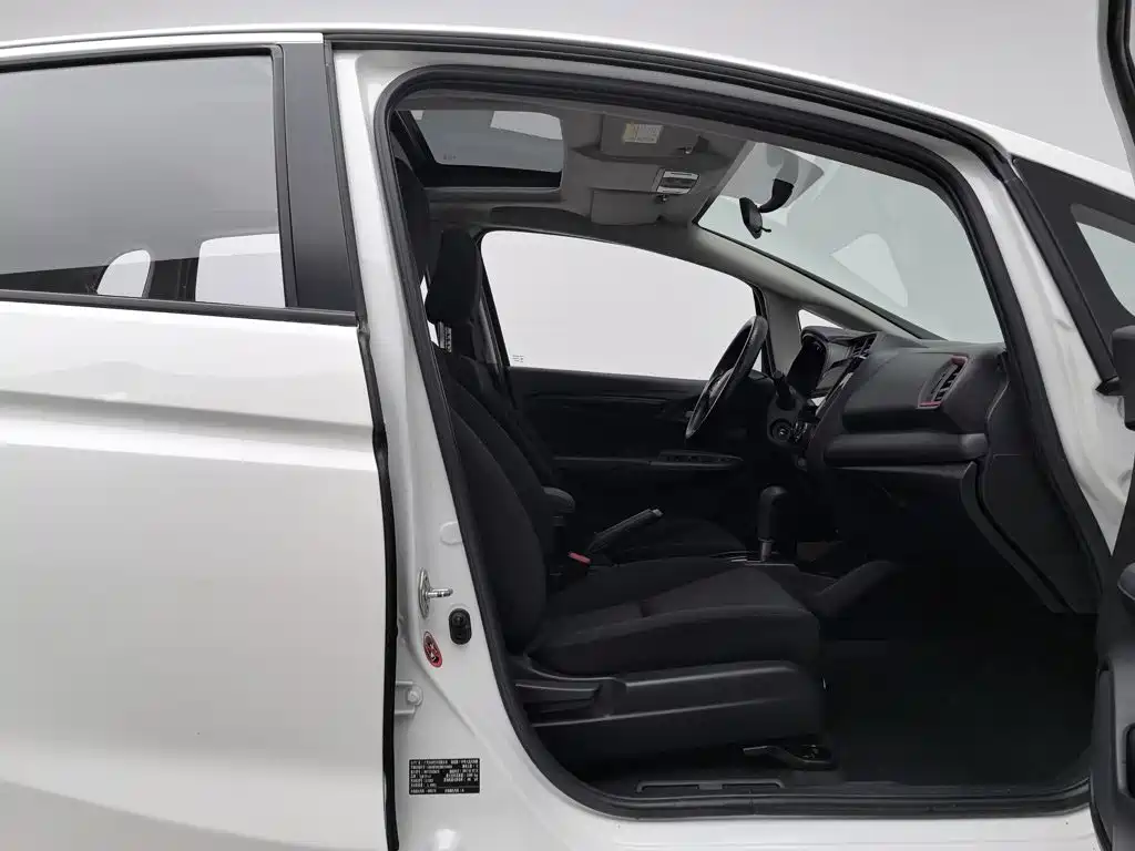 Honda Fit — миниатюра 23