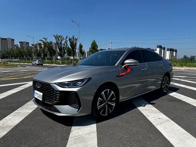 2025 Chery Arrizo 8