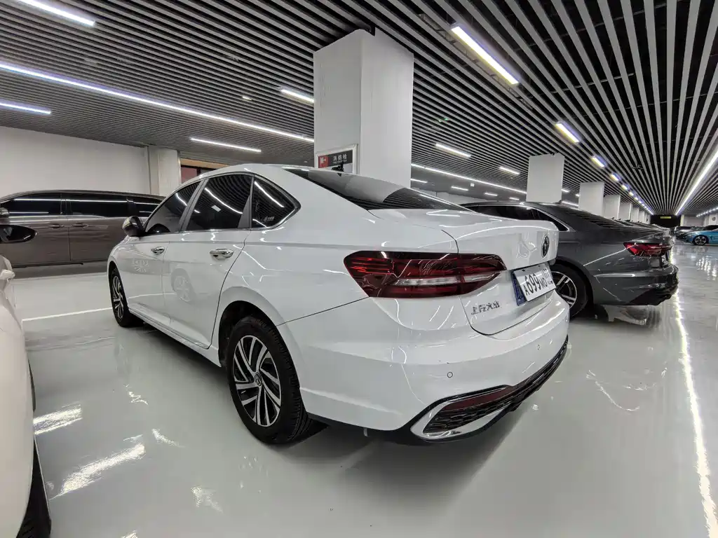 Volkswagen Lavida — миниатюра 15