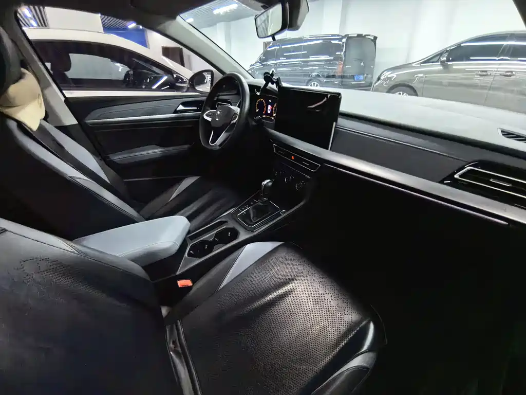 Volkswagen Lavida — миниатюра 12
