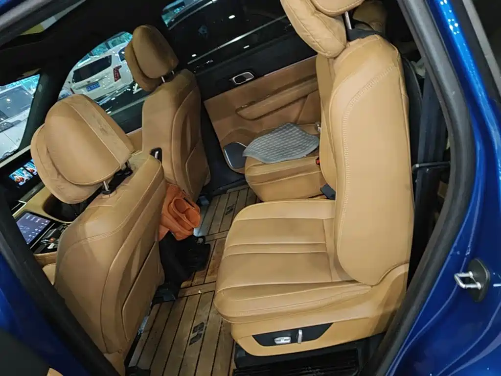 Li Auto Li ONE — миниатюра 17