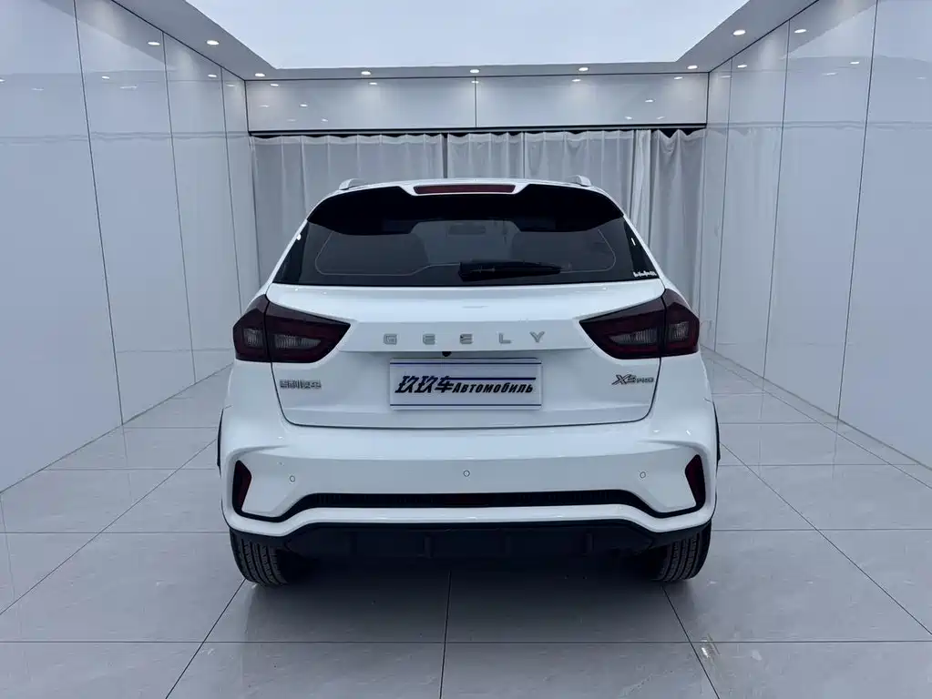 Geely Vision X3 — миниатюра 5