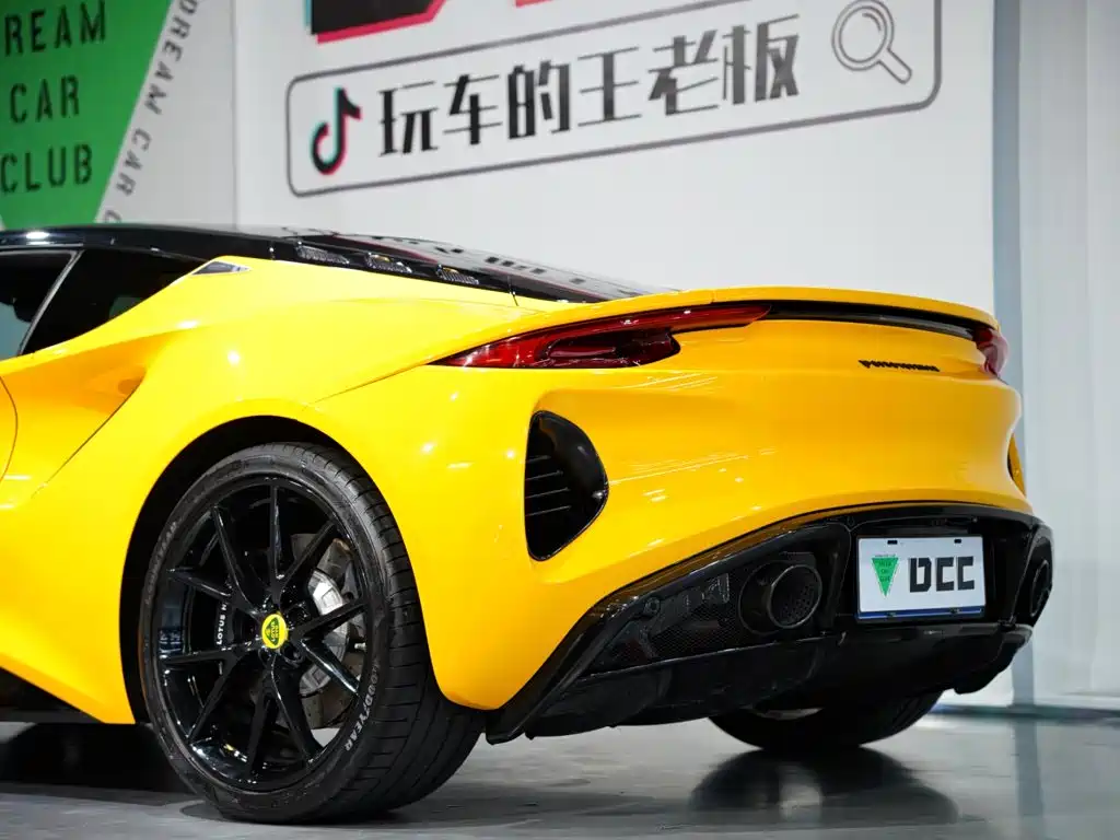 Lotus Emira — миниатюра 46