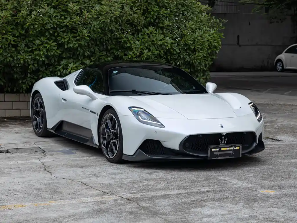Maserati MC20 2020 3.0T Standard