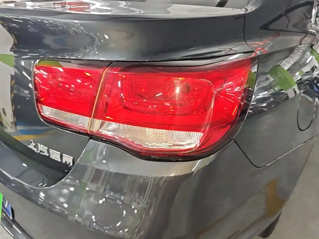 Chevrolet Malibu — миниатюра 8